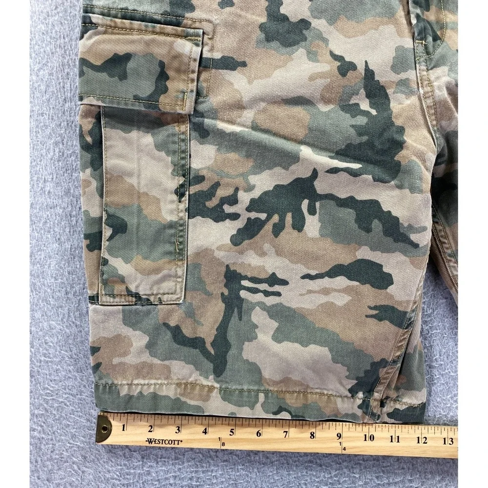 Levis Shorts Mens 40 Camouflage Camo Cargo Multi Pocket Zip Flap‎ Utility Casual